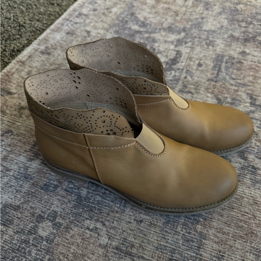 Sundance Stargazer Lace Ankle Boots SZ. 39 Women’s 8